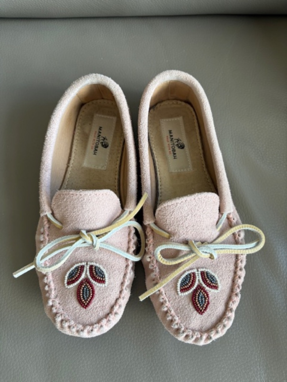 MANITOBAH MUKLUKS Kayak Women's sz 7 suede leather moccasin slippers pink quartz - Picture 2 of 16